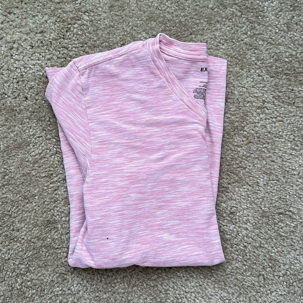 Men’s V neck tee